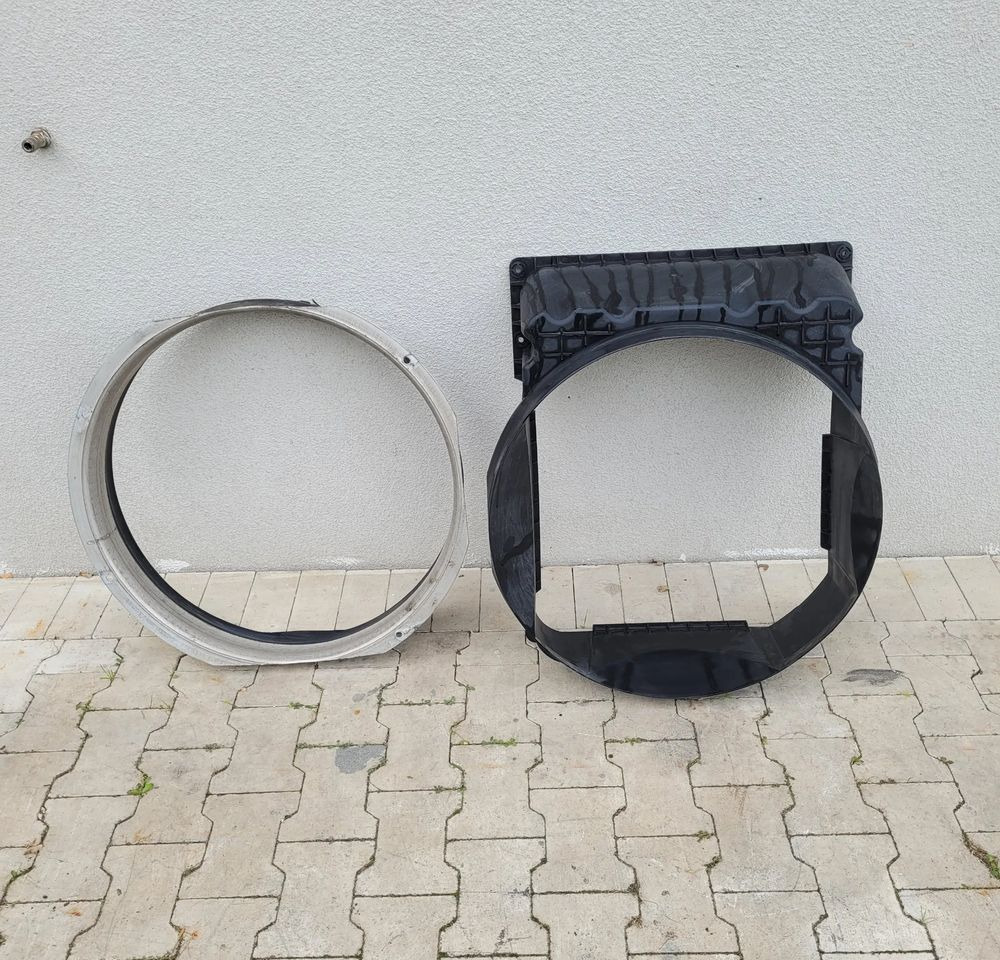 PIERŚCIEŃ OBUDOWA CHŁODNICY VOLVO FL 22106351 21596305 - Cooling system for Truck: picture 1 PIERŚCIEŃ OBUDOWA CHŁODNICY VOLVO FL 22106351 21596305 - Cooling system for Truck: picture 1