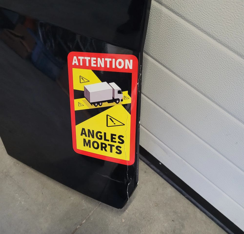 PRZEDŁUŻENIE DRZWI MASKOWNICA RENAULT GAMA T RAGNE T OM 50124313 - Door and parts for Truck: picture 4 PRZEDŁUŻENIE DRZWI MASKOWNICA RENAULT GAMA T RAGNE T OM 50124313 - Door and parts for Truck: picture 4