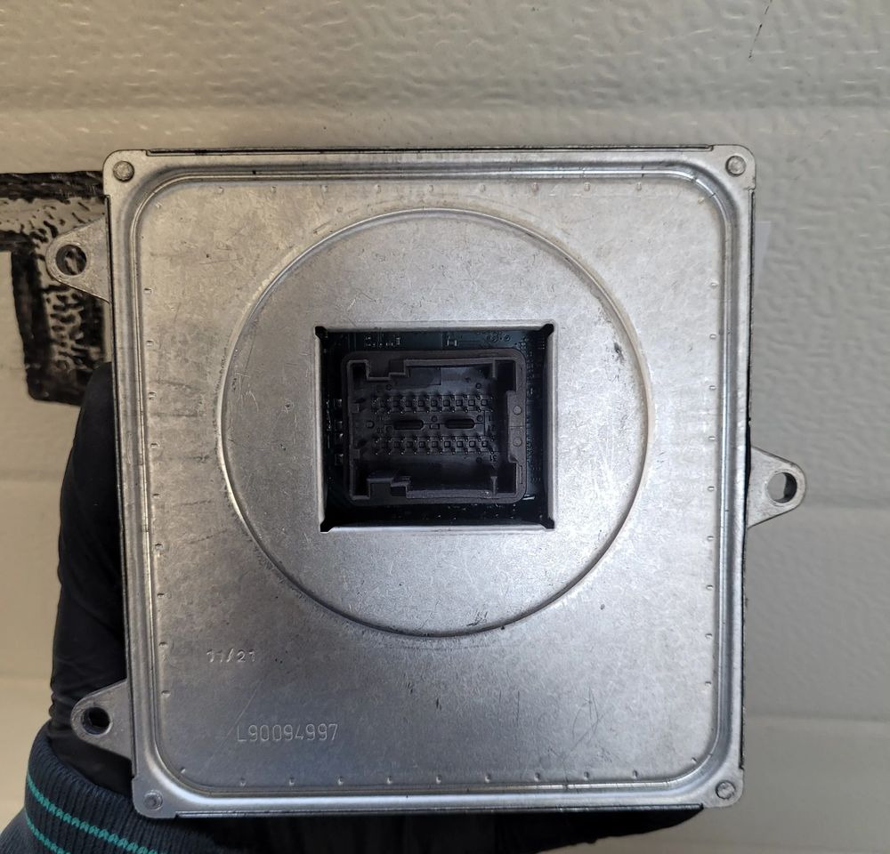 PRZETWORNICA LED RENAULT RANGE T GAMA NM.L90197813 CHWALIM116 - Electrical system for Truck: picture 2 PRZETWORNICA LED RENAULT RANGE T GAMA NM.L90197813 CHWALIM116 - Electrical system for Truck: picture 2