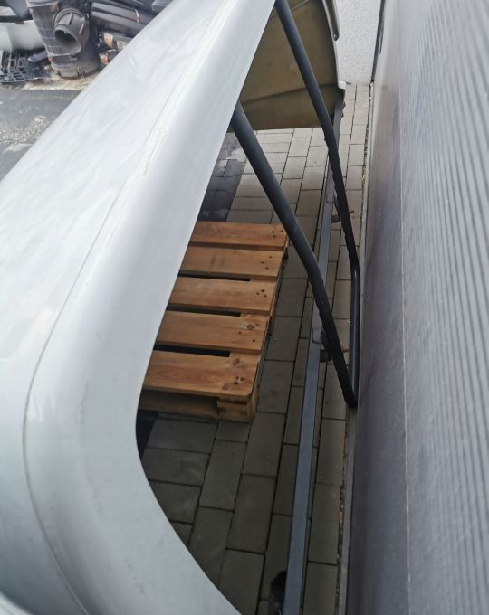 SPOJLER DACHOWY IVECO WASKA KABINA STRALIS ORYGINAŁ - Aerodynamics/ Spoiler: picture 4 SPOJLER DACHOWY IVECO WASKA KABINA STRALIS ORYGINAŁ - Aerodynamics/ Spoiler: picture 4