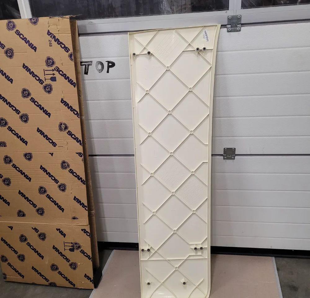 SPOJLER ZAKABINOWY SCANIA R 1534228 NOWY ORYGINAŁ. - Aerodynamics/ Spoiler for Truck: picture 4 SPOJLER ZAKABINOWY SCANIA R 1534228 NOWY ORYGINAŁ. - Aerodynamics/ Spoiler for Truck: picture 4