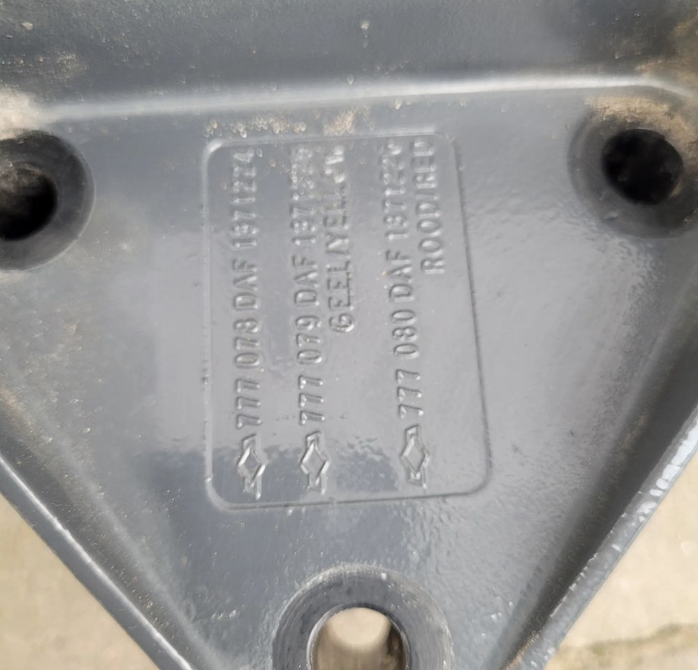 WSPORNIK MOCOWANIE BŁOTNIK DAF 1371224 ORYGINAŁ CHWALIM116 - Fender for Truck: picture 3 WSPORNIK MOCOWANIE BŁOTNIK DAF 1371224 ORYGINAŁ CHWALIM116 - Fender for Truck: picture 3