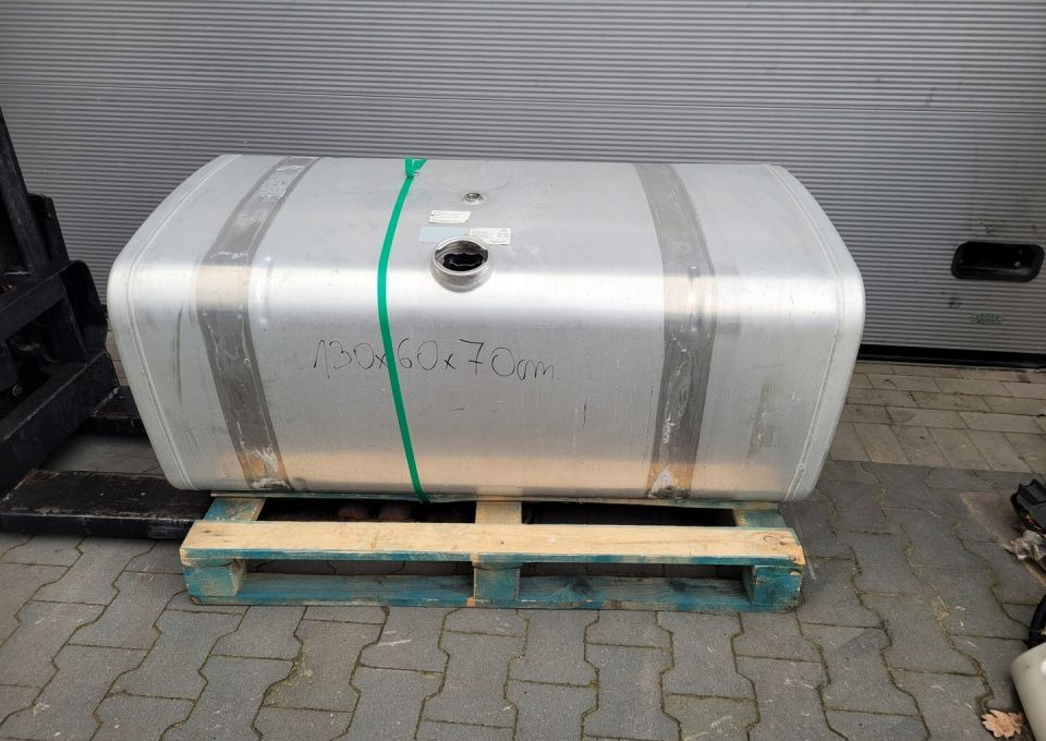 ZBIORNIK PALIWA MAN TGX TGS 480L 81.12201-6842 - Fuel tank: picture 1 ZBIORNIK PALIWA MAN TGX TGS 480L 81.12201-6842 - Fuel tank: picture 1