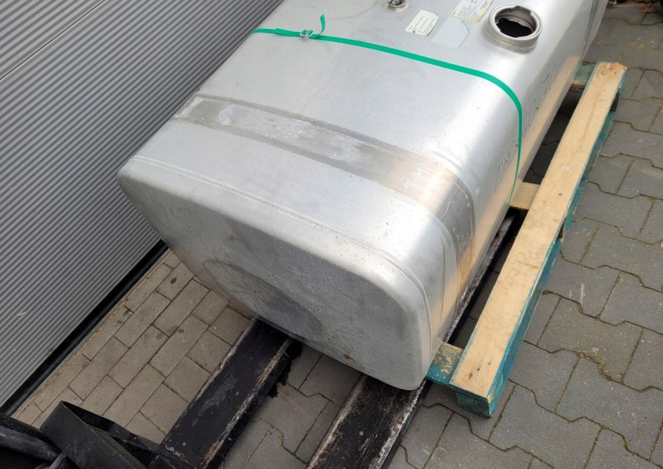 ZBIORNIK PALIWA MAN TGX TGS 480L 81.12201-6842 - Fuel tank: picture 3 ZBIORNIK PALIWA MAN TGX TGS 480L 81.12201-6842 - Fuel tank: picture 3