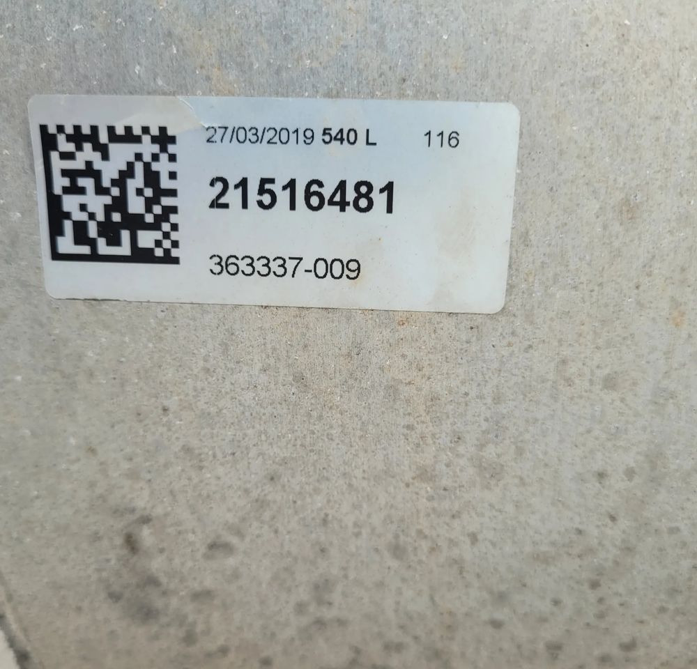 ZBIORNIK PALIWA VOLVO FH4 170X53X70 LOW DECK 540l - Fuel tank for Truck: picture 4 ZBIORNIK PALIWA VOLVO FH4 170X53X70 LOW DECK 540l - Fuel tank for Truck: picture 4