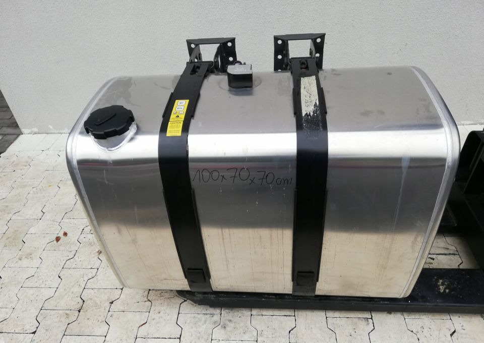 ZBIORNIK PALIWA VOLVO FH4 GAMA RANGE T 365L - Fuel tank for Truck: picture 1 ZBIORNIK PALIWA VOLVO FH4 GAMA RANGE T 365L - Fuel tank for Truck: picture 1