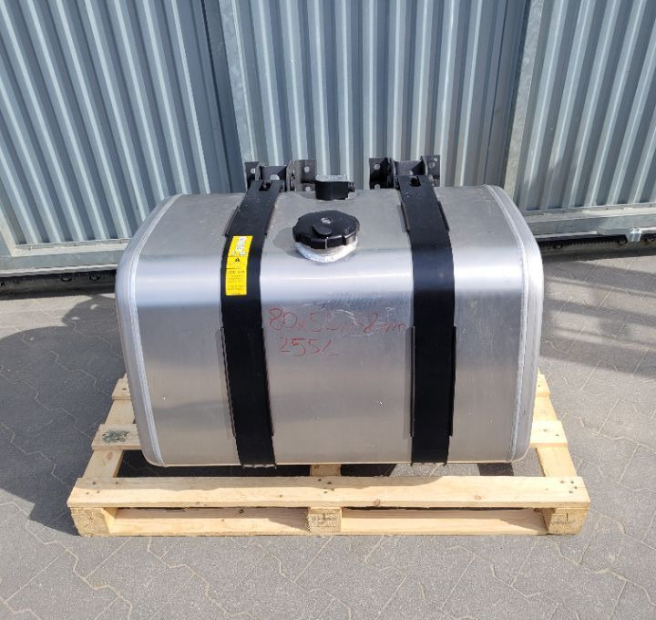 ZBIORNIK PALIWA VOLVO FH4 RENAULT 21516469 255L - Fuel tank for Truck: picture 2 ZBIORNIK PALIWA VOLVO FH4 RENAULT 21516469 255L - Fuel tank for Truck: picture 2