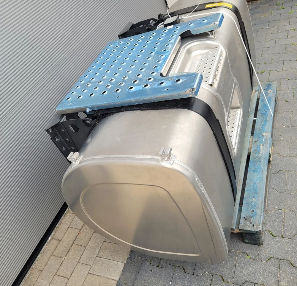 ZBIORNIK PALWA VOLVO FH4 FH5 FMX 21335687 155X70X70CM 620L CHWALIM116 - Fuel system for Truck: picture 2 ZBIORNIK PALWA VOLVO FH4 FH5 FMX 21335687 155X70X70CM 620L CHWALIM116 - Fuel system for Truck: picture 2