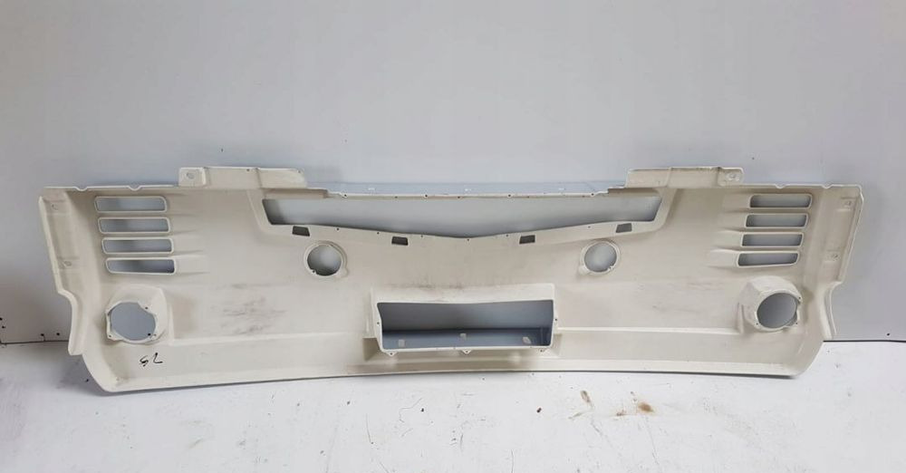 ZDERZAK RENAULT MAGNUM DXI NOWY JAKOSC - Bumper for Truck: picture 2 ZDERZAK RENAULT MAGNUM DXI NOWY JAKOSC - Bumper for Truck: picture 2