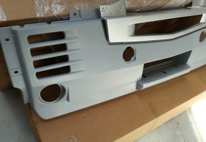 ZDERZAK RENAULT MAGNUM DXI NOWY - Bumper: picture 2 ZDERZAK RENAULT MAGNUM DXI NOWY - Bumper: picture 2