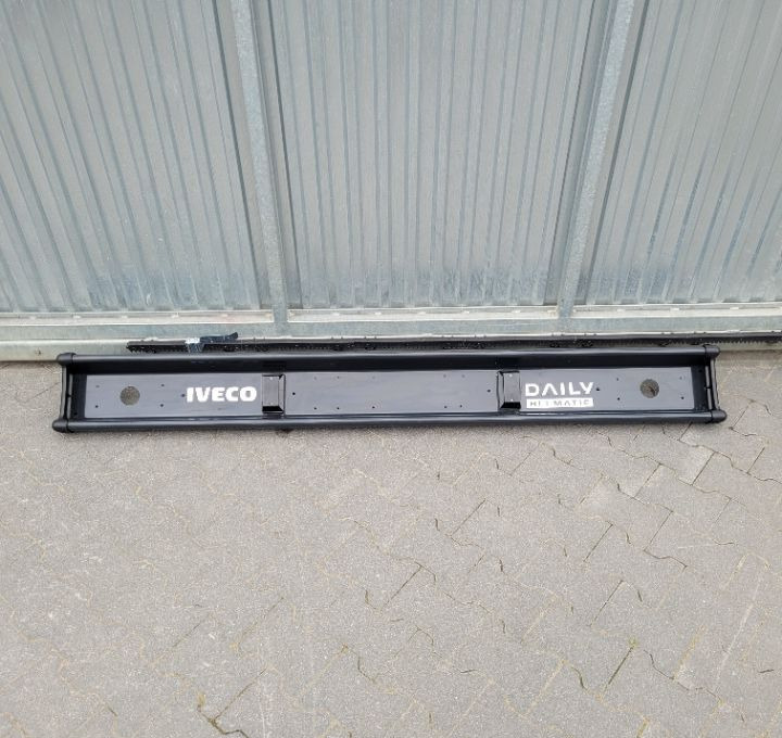 ZDERZAK TYL BELKA IVECO DAILY NM. ORYGINAL 500356844kb - Bumper for Van: picture 1 ZDERZAK TYL BELKA IVECO DAILY NM. ORYGINAL 500356844kb - Bumper for Van: picture 1
