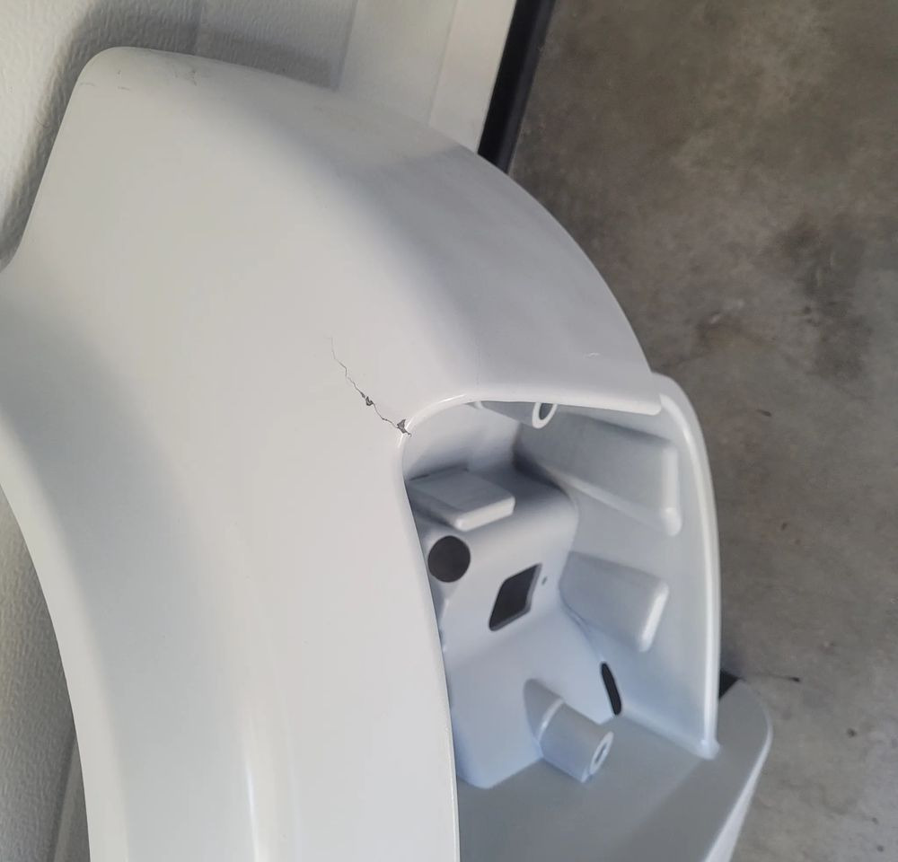 ZDERZAK VOLVO FL NOWY ORYGINAŁ WYSOKI 20958817 CHWALIM116 - Body and exterior for Truck: picture 4 ZDERZAK VOLVO FL NOWY ORYGINAŁ WYSOKI 20958817 CHWALIM116 - Body and exterior for Truck: picture 4
