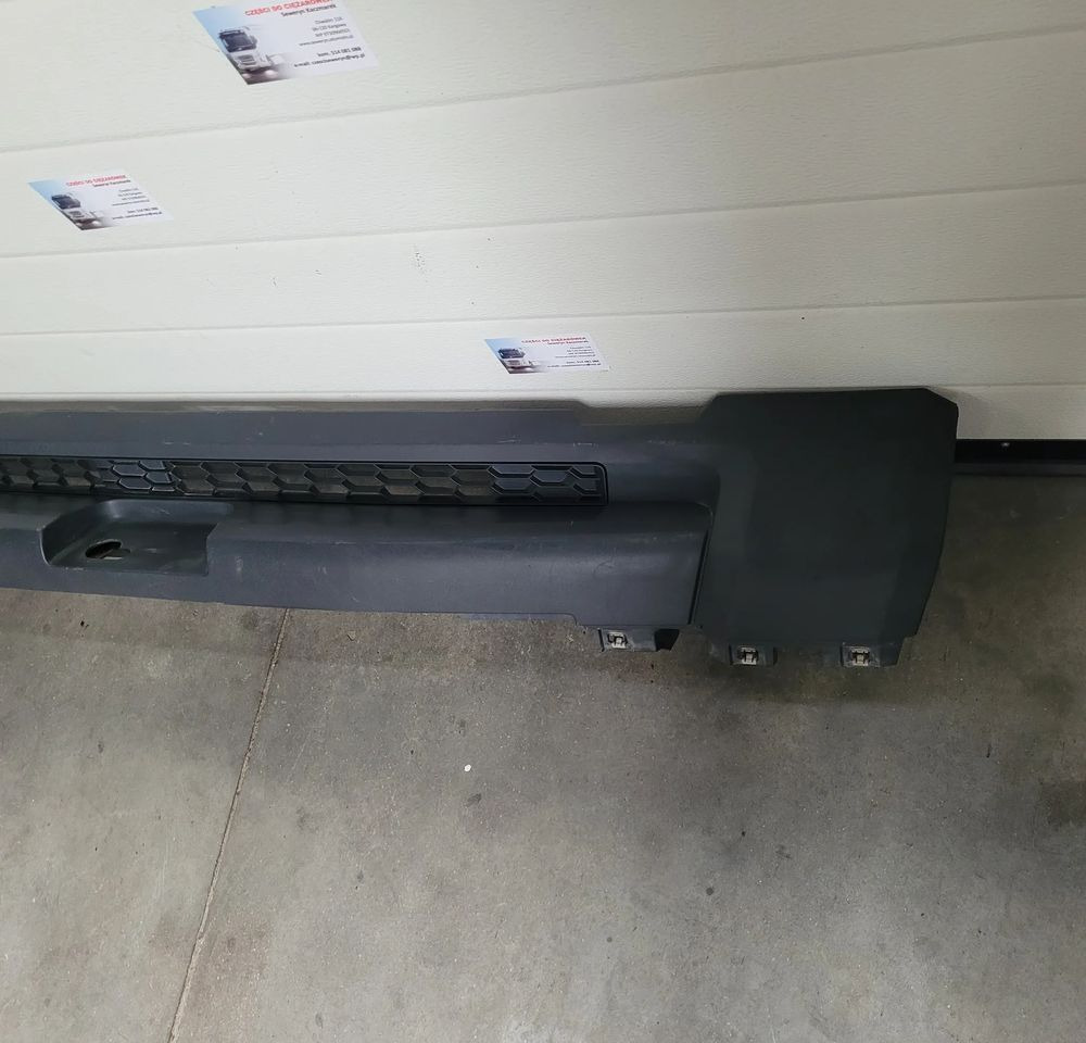 ZDERZAK VOLVO FMX 84418930 ORYGINAŁ CHWALIM116 - Bumper for Truck: picture 3 ZDERZAK VOLVO FMX 84418930 ORYGINAŁ CHWALIM116 - Bumper for Truck: picture 3