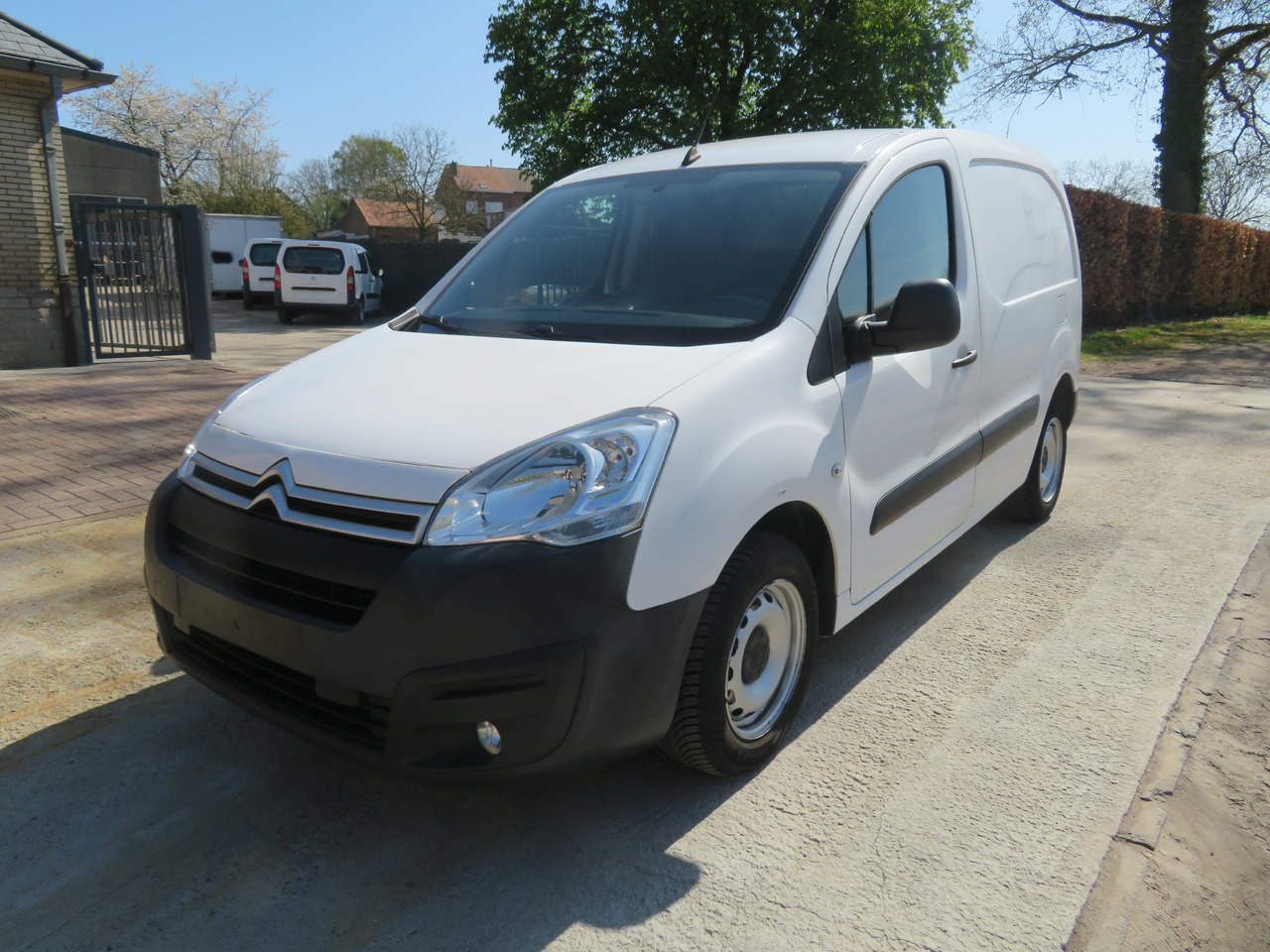 CITROËN Berlingo 1.6 BlueHDi CLUB - Panel van: picture 3 CITROËN Berlingo 1.6 BlueHDi CLUB - Panel van: picture 3
