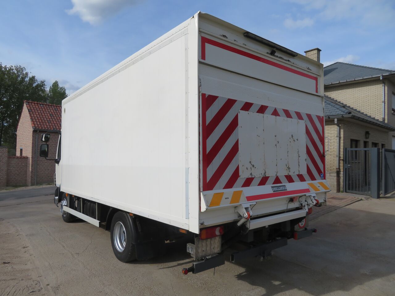 DAF LF45 - Box truck: picture 5 DAF LF45 - Box truck: picture 5