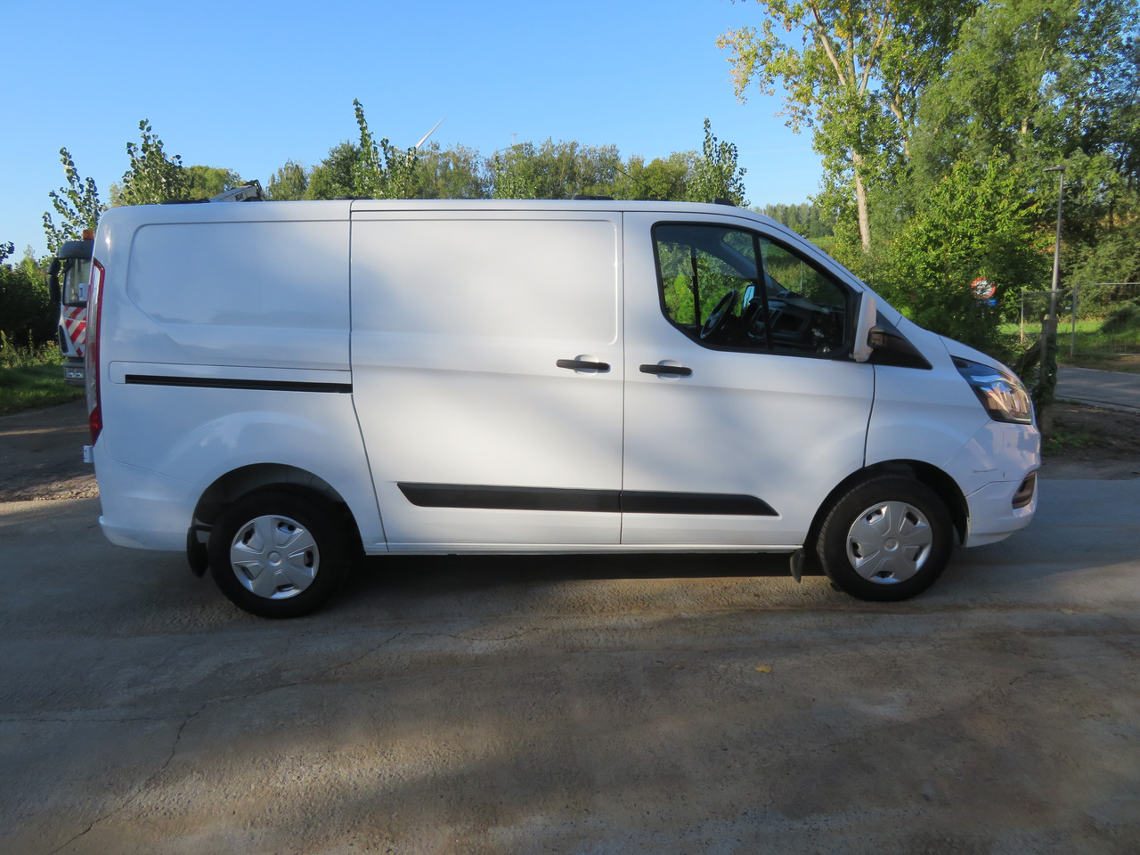 Small van Ford Transit Custom 2.0 Trend: picture 8 Small van Ford Transit Custom 2.0 Trend: picture 8