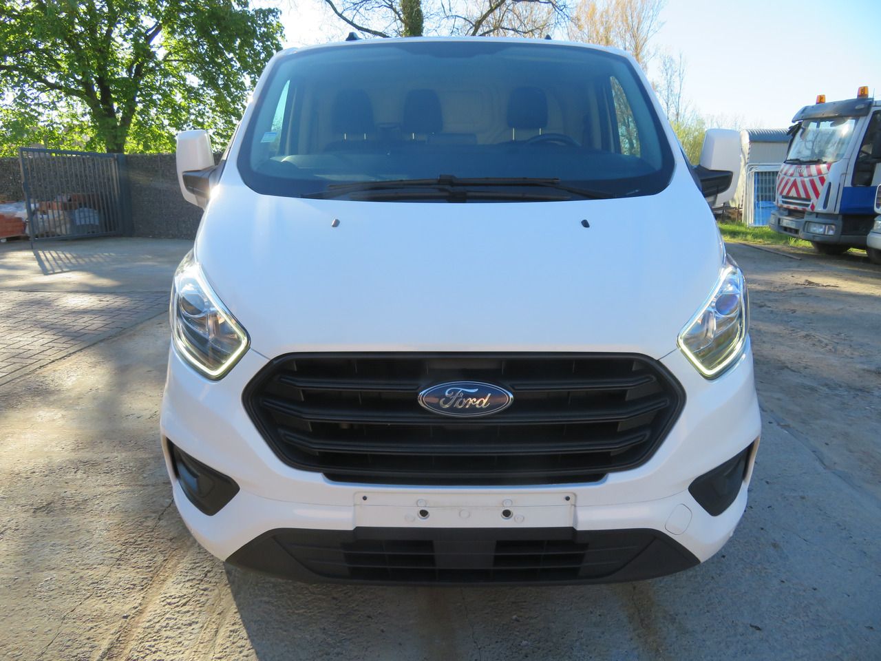 Ford Transit Custom 2.0tdci - Small van: picture 2 Ford Transit Custom 2.0tdci - Small van: picture 2