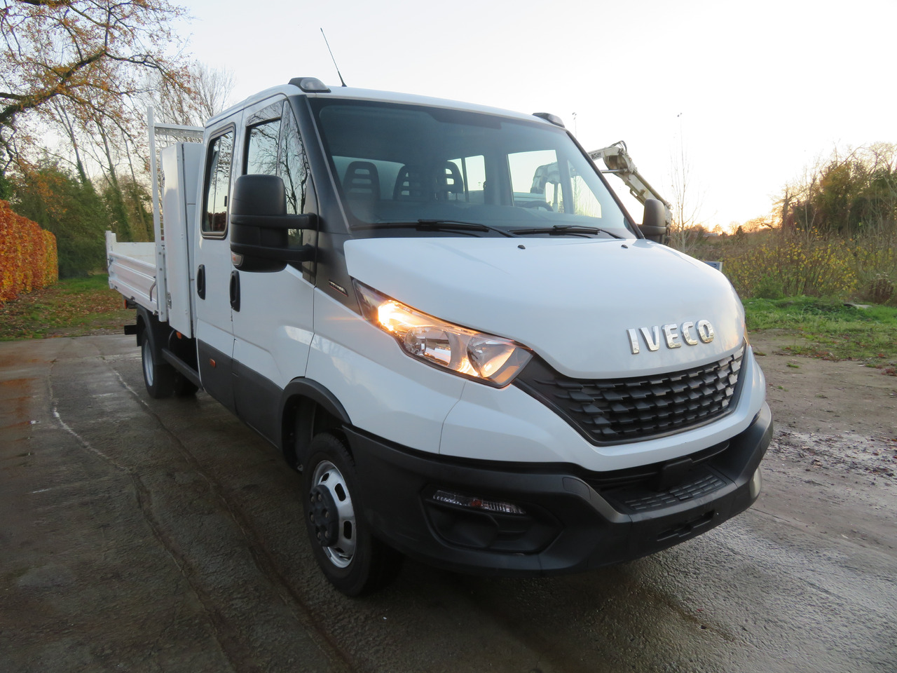 Iveco Daily 35C16 3.0 - Tipper van, Combi van: picture 1 Iveco Daily 35C16 3.0 - Tipper van, Combi van: picture 1