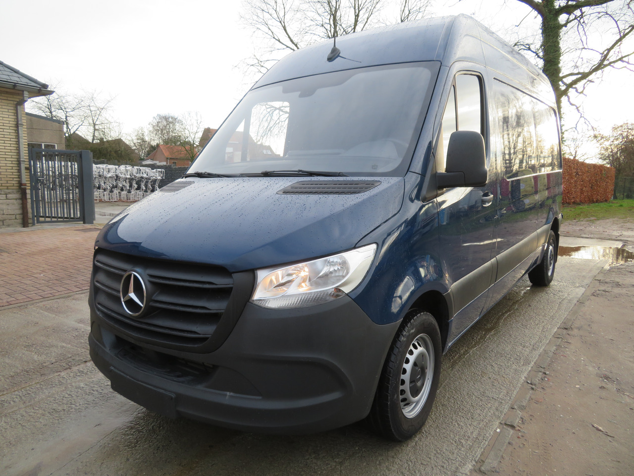 Mercedes-Benz Sprinter 311CDi - Small van: picture 3 Mercedes-Benz Sprinter 311CDi - Small van: picture 3