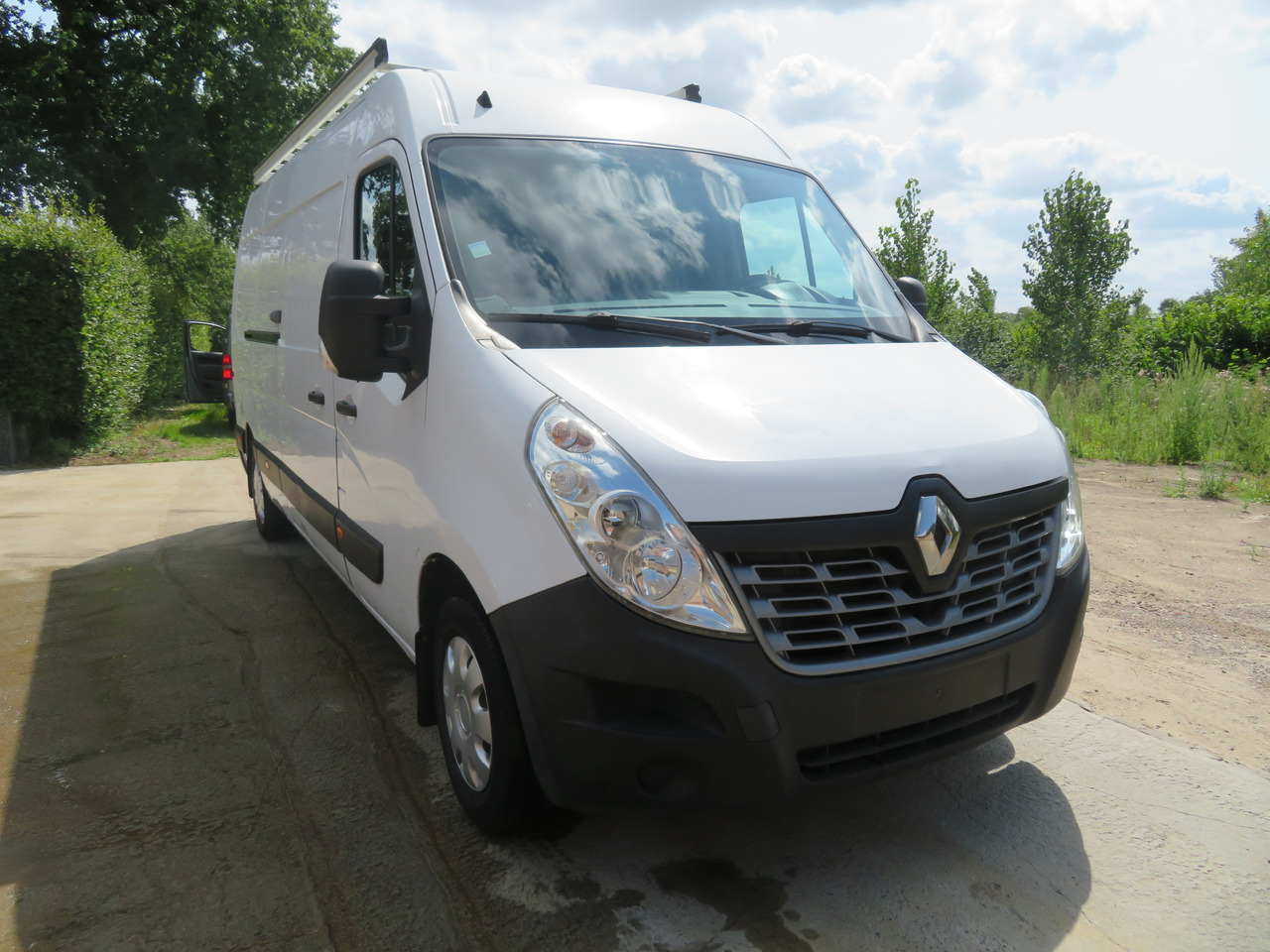 Renault Master 2.3dCi Energy Grand Confort & Media Nav - L3H2 - Panel van: picture 1 Renault Master 2.3dCi Energy Grand Confort & Media Nav - L3H2 - Panel van: picture 1
