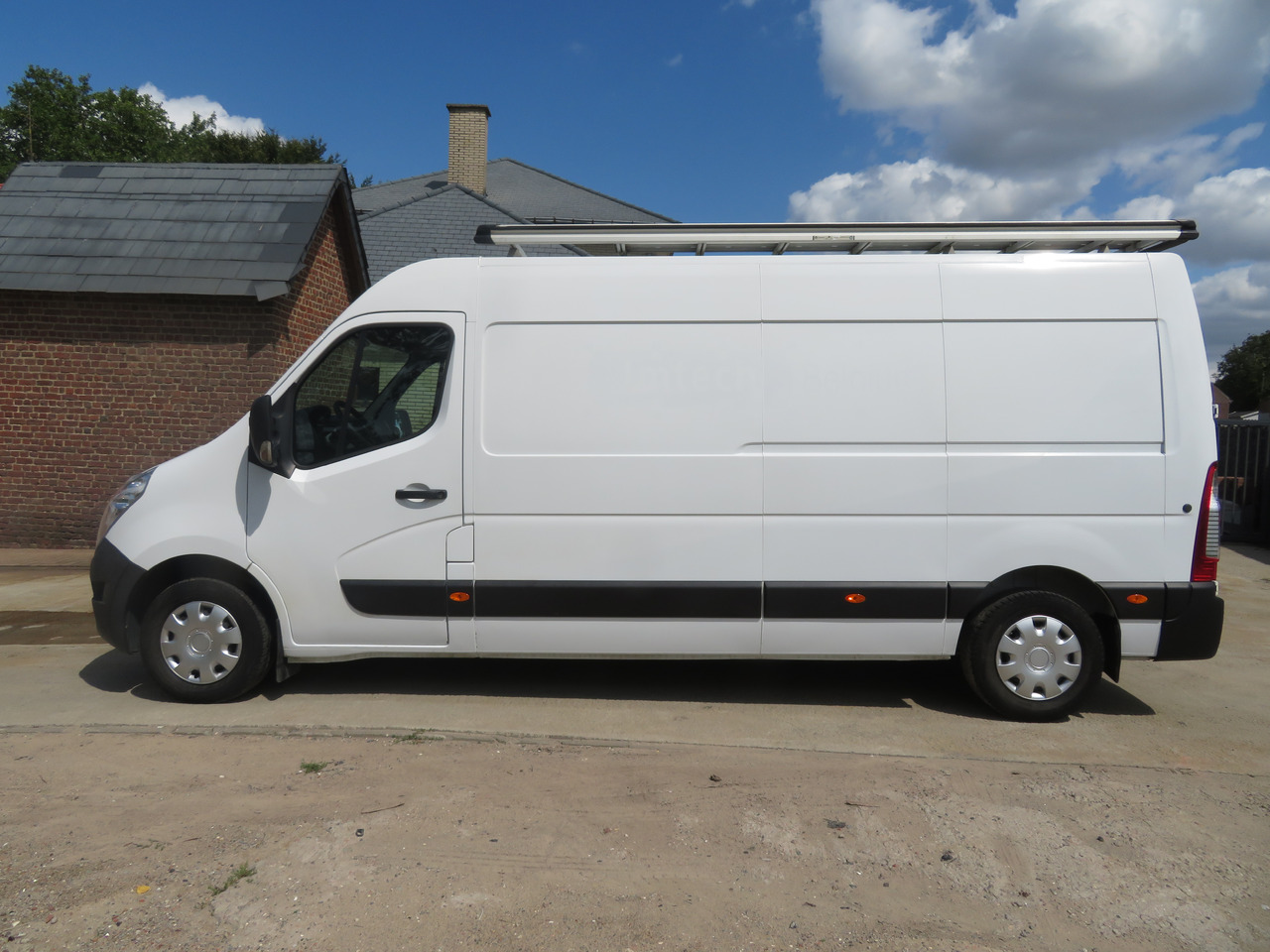 Renault Master 2.3dCi Energy Grand Confort & Media Nav - L3H2 - Panel van: picture 4 Renault Master 2.3dCi Energy Grand Confort & Media Nav - L3H2 - Panel van: picture 4