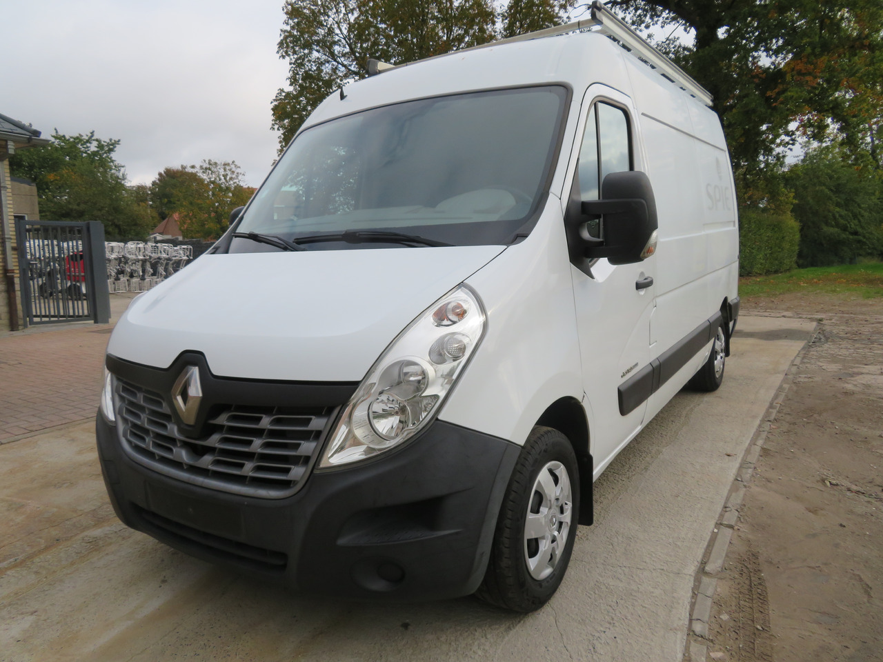 Renault Master 2.3dCi Grand Confort - L2H2 - Panel van: picture 3 Renault Master 2.3dCi Grand Confort - L2H2 - Panel van: picture 3