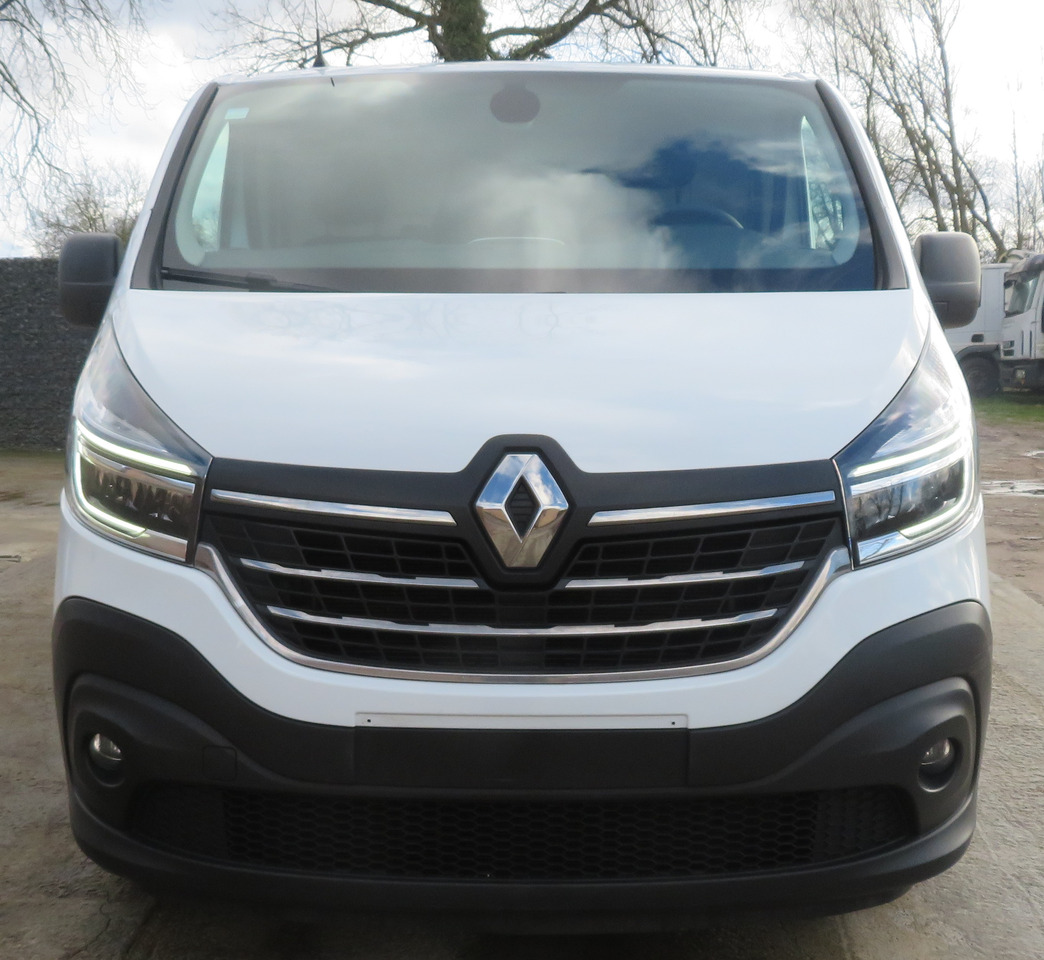 Renault Trafic - L1H1 - 2.0dCi - Small van: picture 2 Renault Trafic - L1H1 - 2.0dCi - Small van: picture 2
