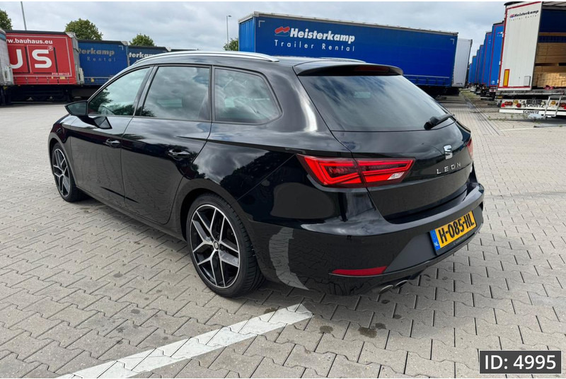 SEAT Leon ST FR 2.0 Euro 6, DSG/Pano/Camera/Keyless/Extra winterset - Car: picture 2 SEAT Leon ST FR 2.0 Euro 6, DSG/Pano/Camera/Keyless/Extra winterset - Car: picture 2