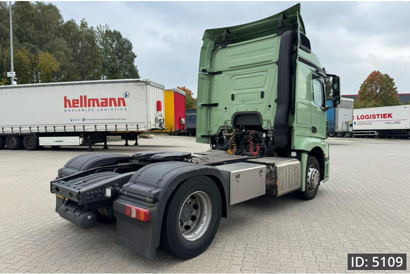 Mercedes-Benz Actros 1836 StreamSpace, Euro 6 - Tractor unit: picture 3 Mercedes-Benz Actros 1836 StreamSpace, Euro 6 - Tractor unit: picture 3