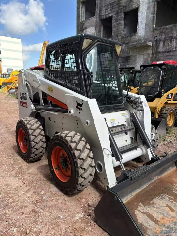 BOBCAT S180 - Skid steer loader: picture 3 BOBCAT S180 - Skid steer loader: picture 3