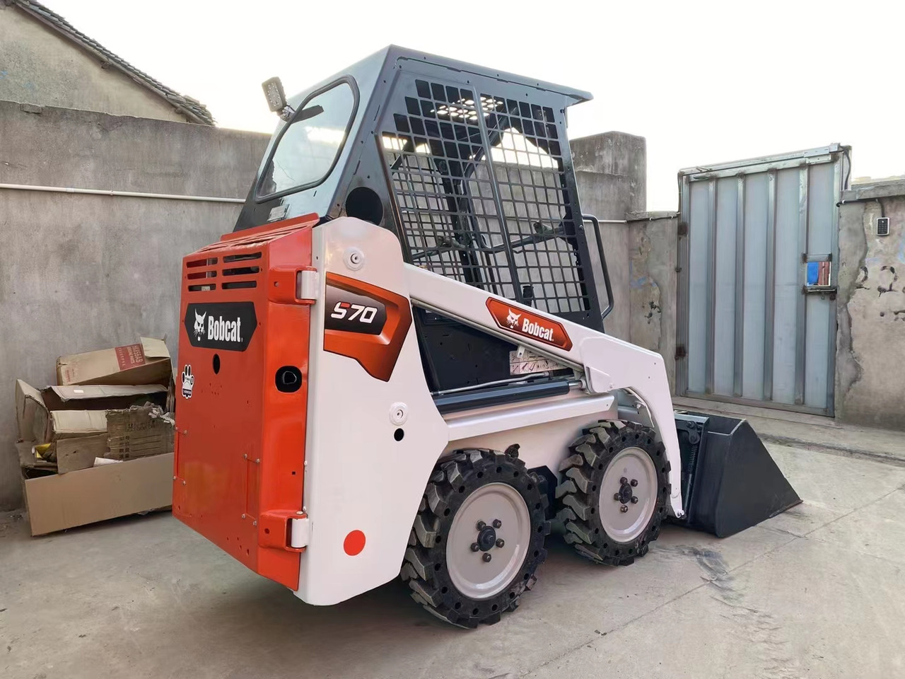 BOBCAT S70 Skid Steer Loader Click for Discount - Skid steer loader: picture 3 BOBCAT S70 Skid Steer Loader Click for Discount - Skid steer loader: picture 3