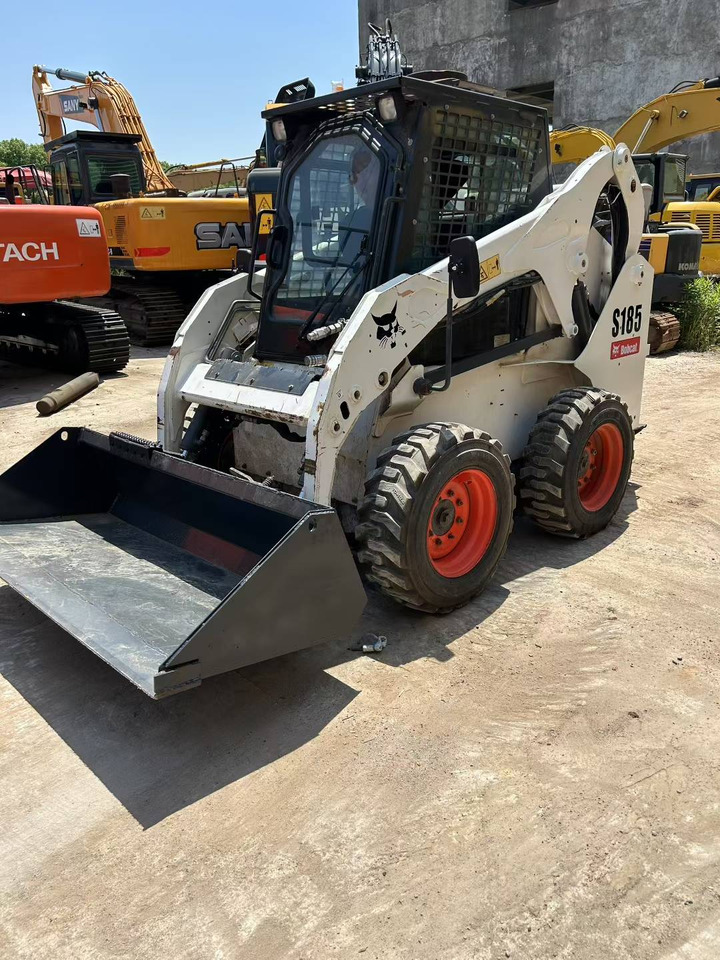 BOBCAT Skid Steer Loader S185 - Skid steer loader: picture 1 BOBCAT Skid Steer Loader S185 - Skid steer loader: picture 1