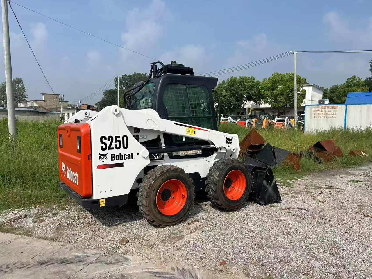 BOBCAT Skid Steer Loader S250 New Condition Hours True - Skid steer loader: picture 1 BOBCAT Skid Steer Loader S250 New Condition Hours True - Skid steer loader: picture 1