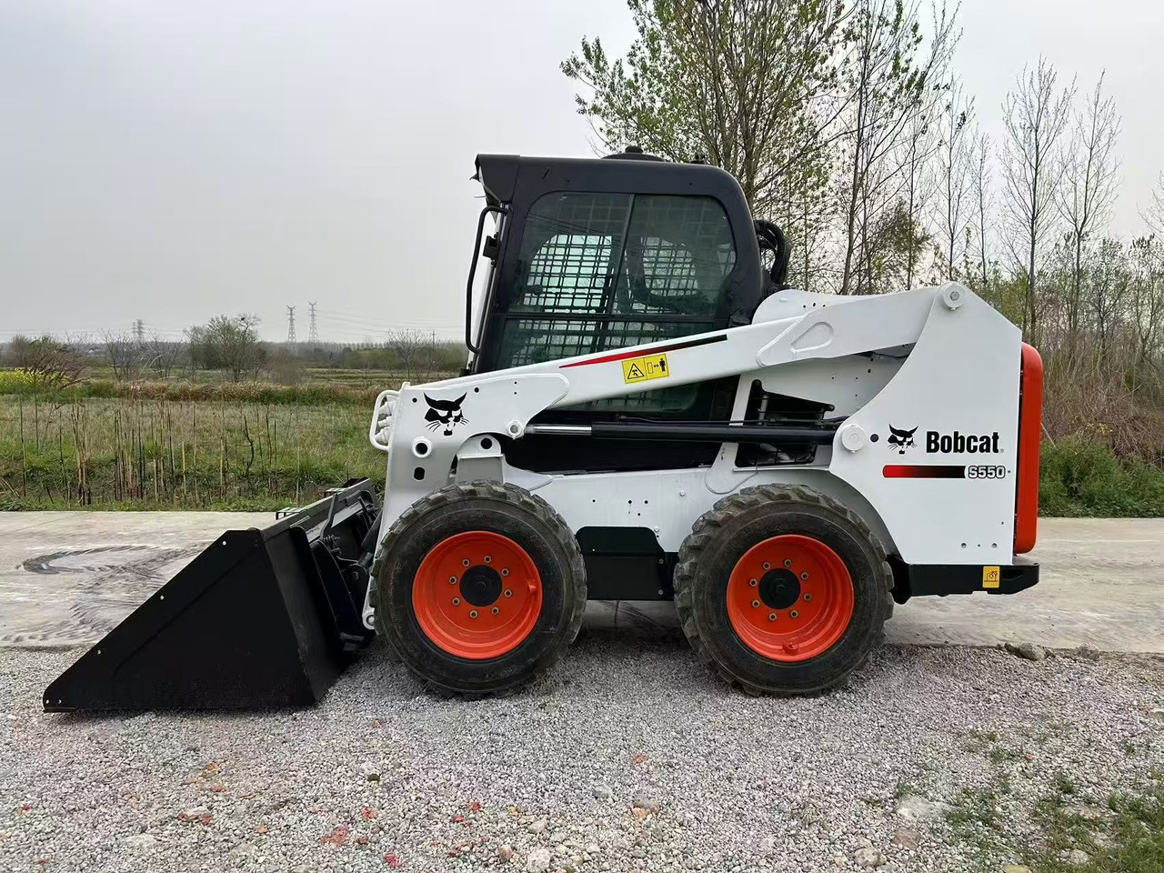 BOBCAT Skid Steer Loader S550 - Skid steer loader: picture 2 BOBCAT Skid Steer Loader S550 - Skid steer loader: picture 2