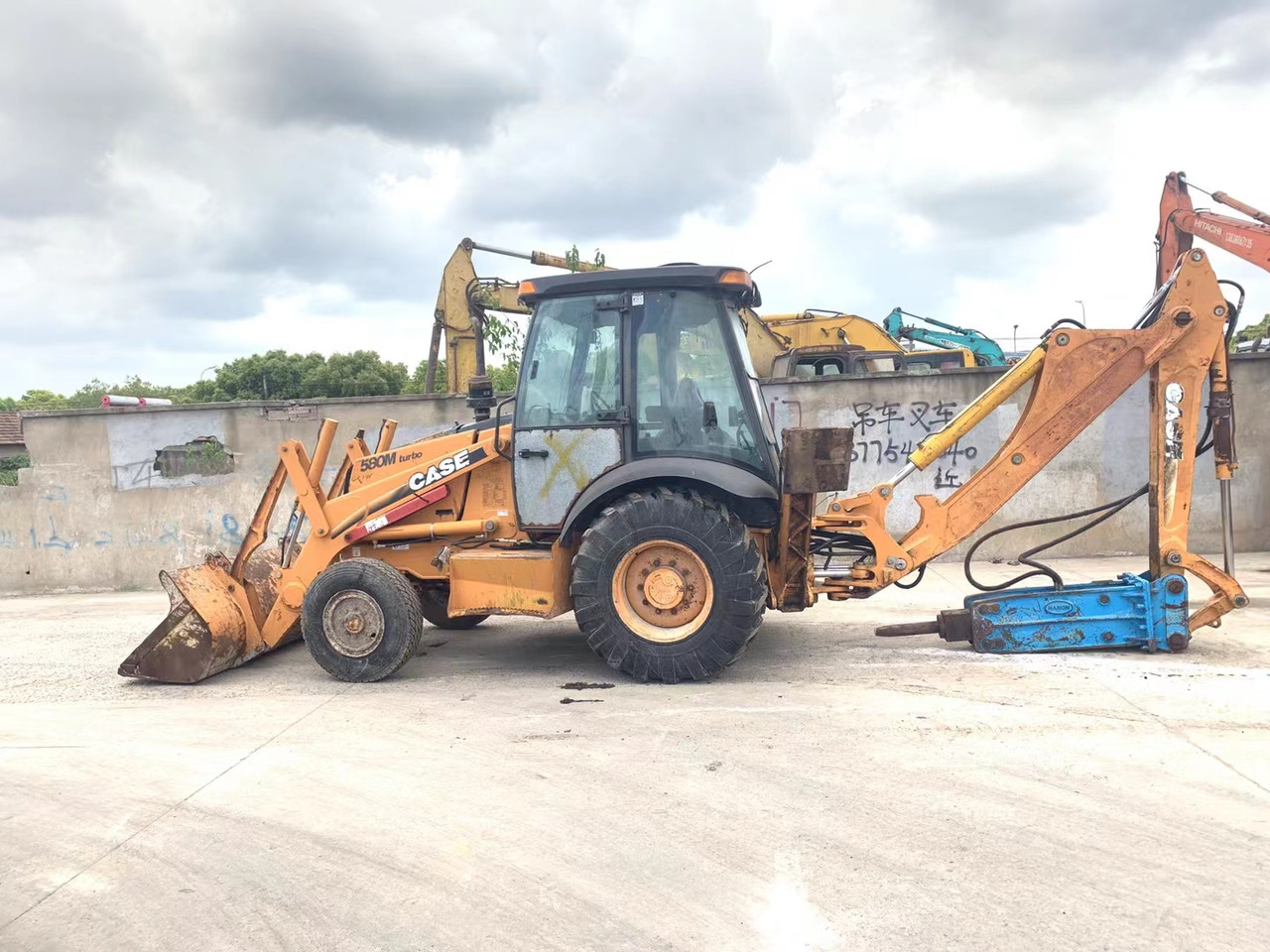 CASE 580M - Backhoe loader: picture 3 CASE 580M - Backhoe loader: picture 3