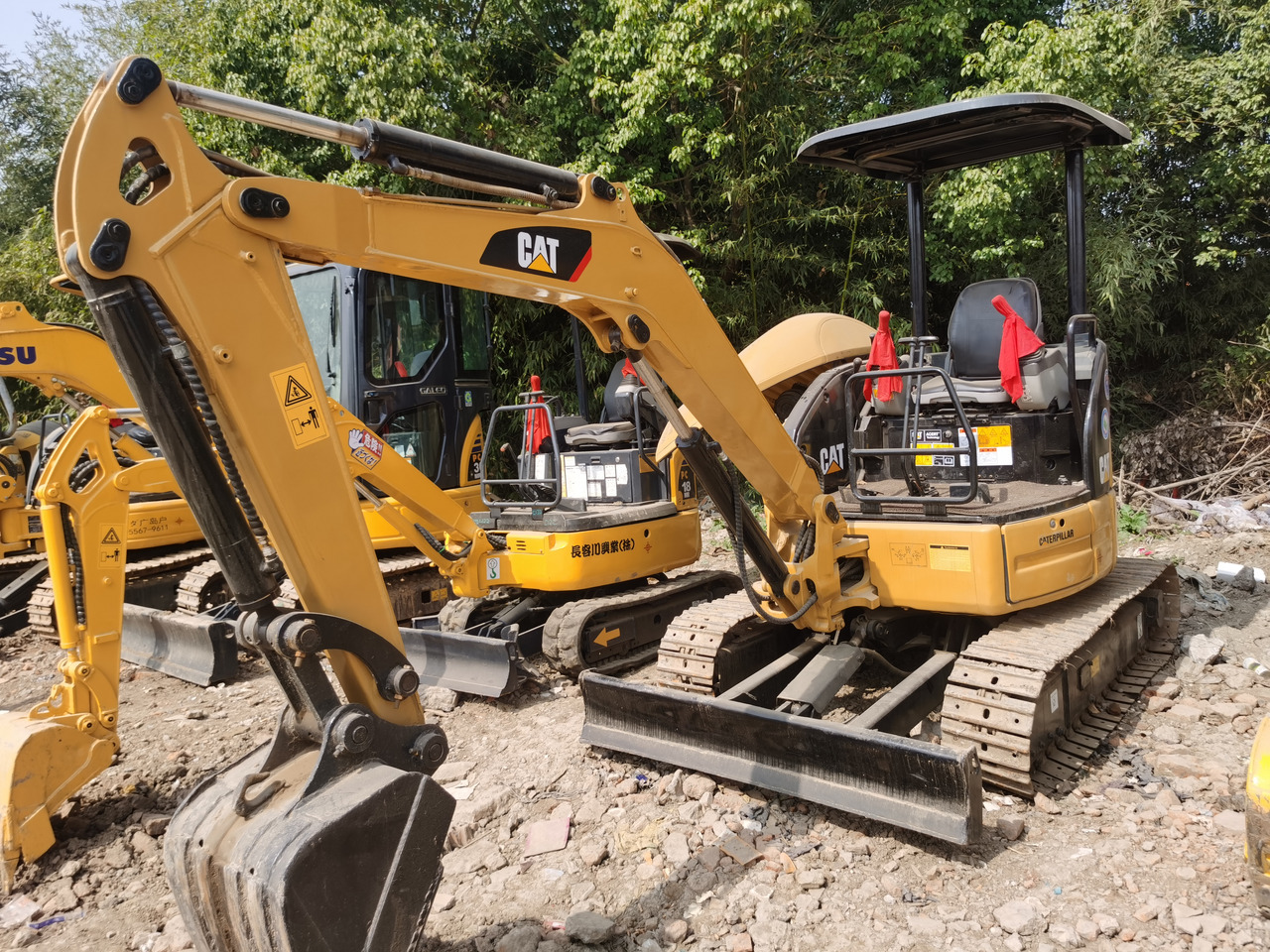 CATERPILLAR 303ECR - Mini excavator: picture 1 CATERPILLAR 303ECR - Mini excavator: picture 1