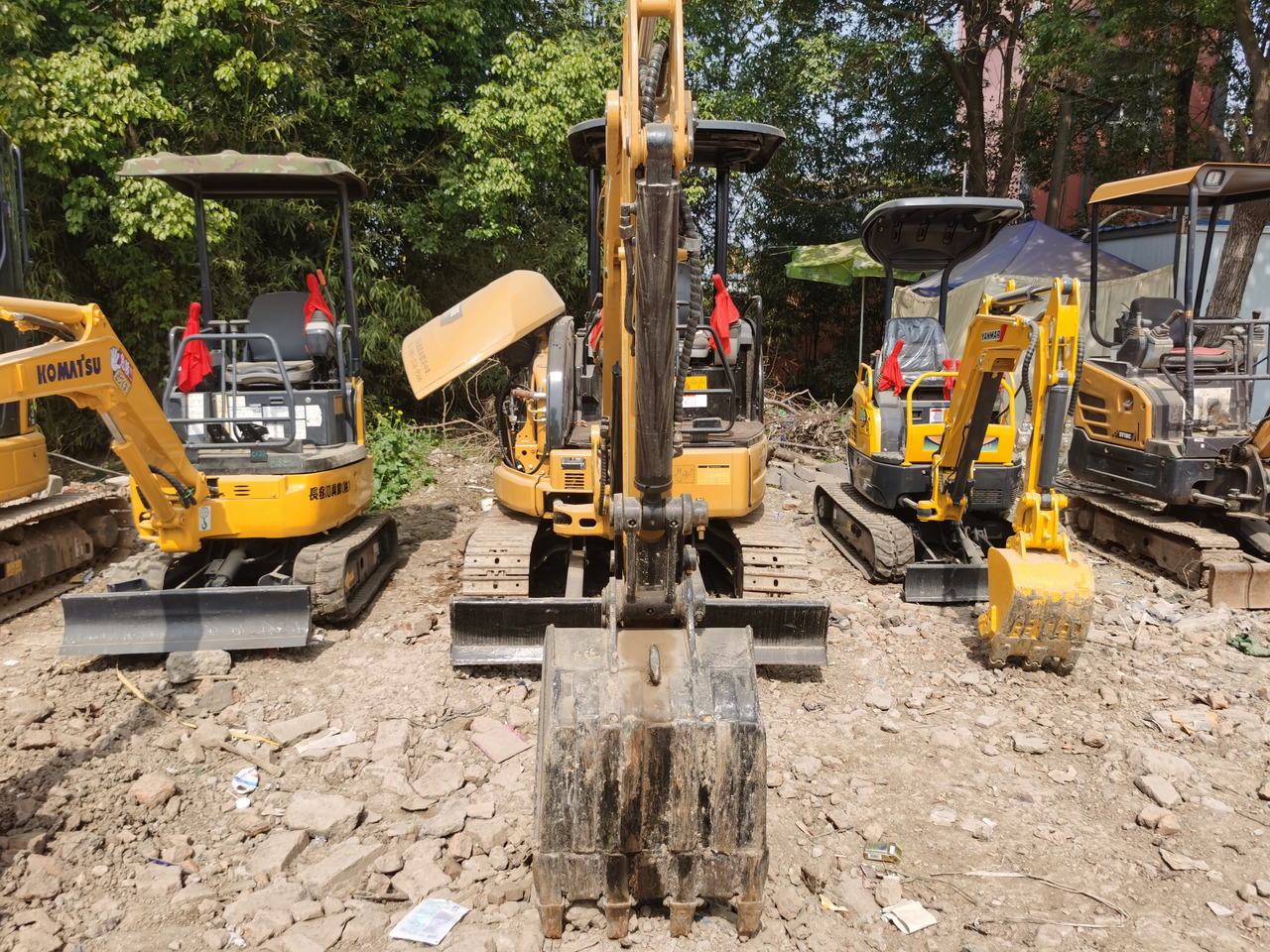 CATERPILLAR 303ECR - Mini excavator: picture 2 CATERPILLAR 303ECR - Mini excavator: picture 2