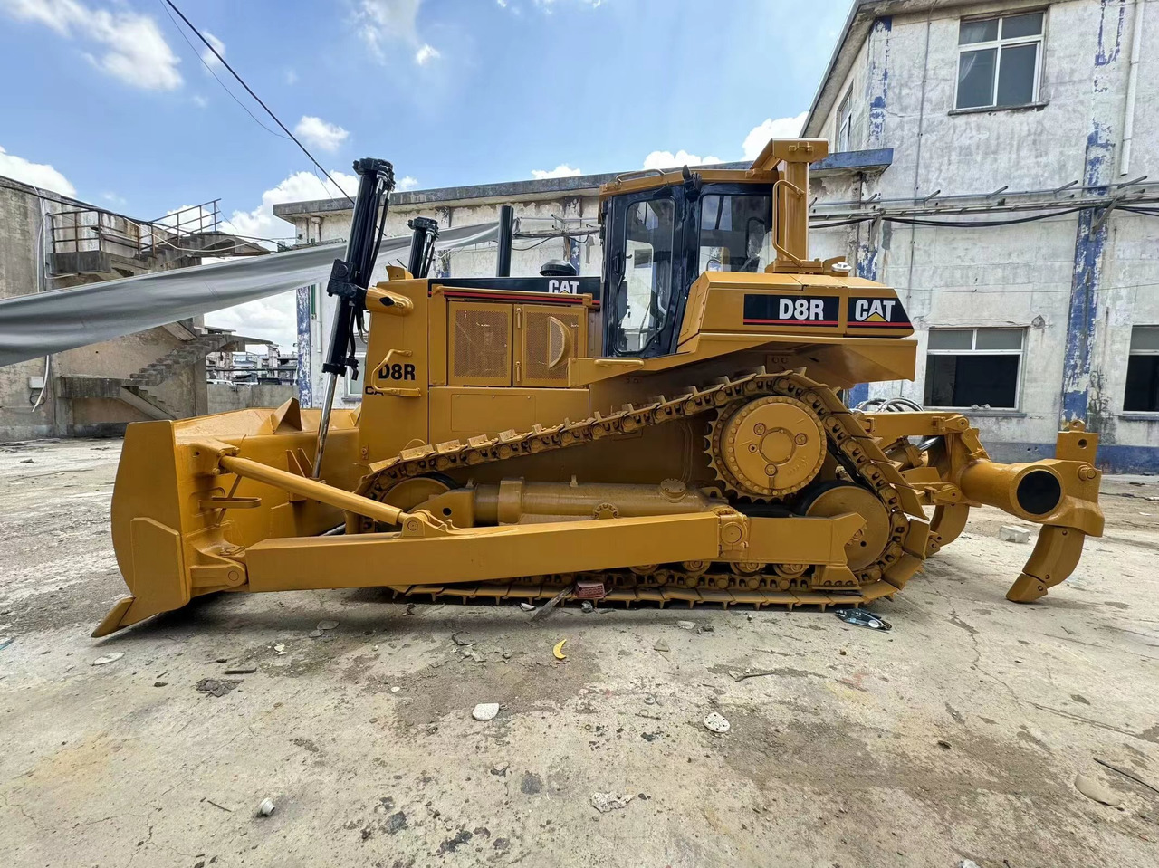 CATERPILLAR Bulldozer D8G Good Condition - Bulldozer: picture 1 CATERPILLAR Bulldozer D8G Good Condition - Bulldozer: picture 1