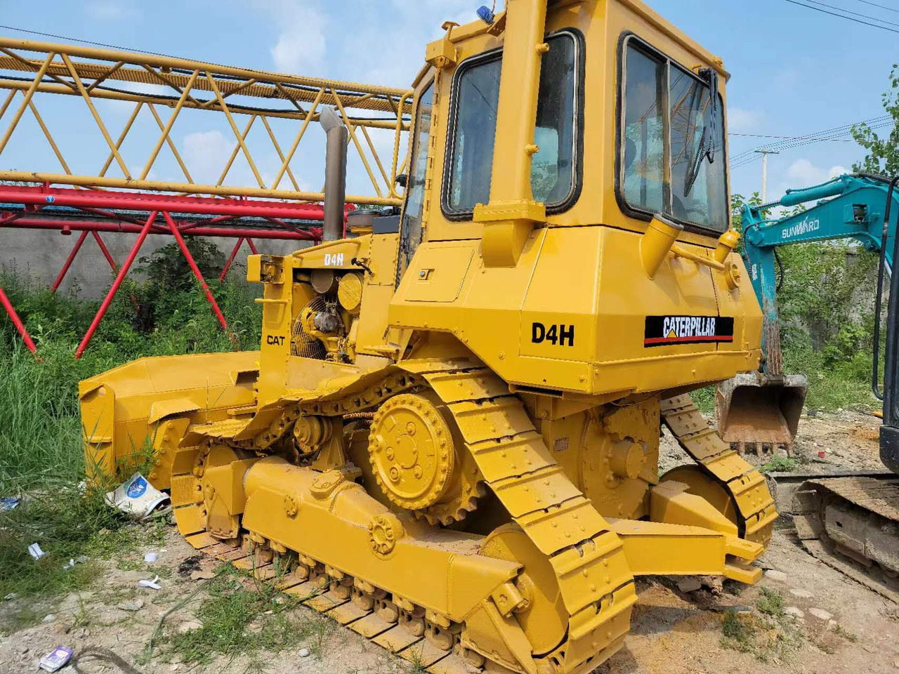 CATERPILLAR D4H - Bulldozer: picture 3 CATERPILLAR D4H - Bulldozer: picture 3