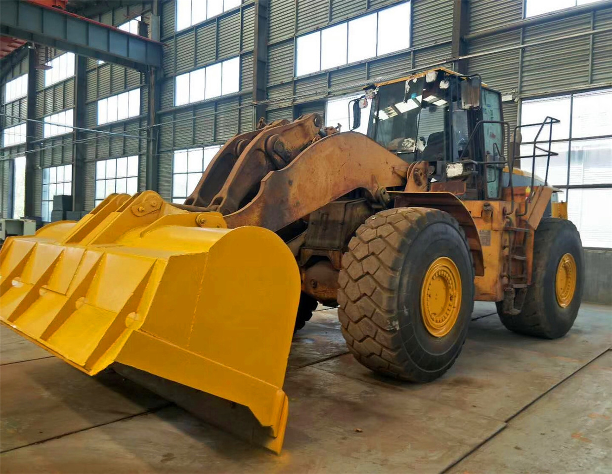 CATERPILLAR Wheel Loader CAT 980G - Wheel loader: picture 2 CATERPILLAR Wheel Loader CAT 980G - Wheel loader: picture 2