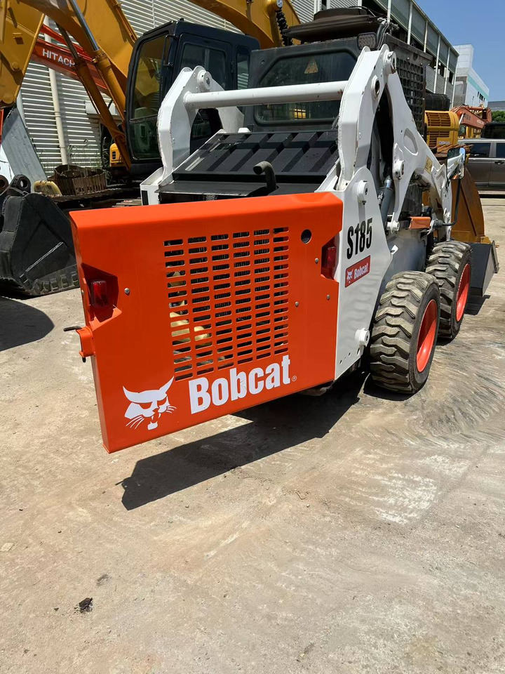 BOBCAT Skid Steer Loader S185 - Construction machinery: picture 4 BOBCAT Skid Steer Loader S185 - Construction machinery: picture 4