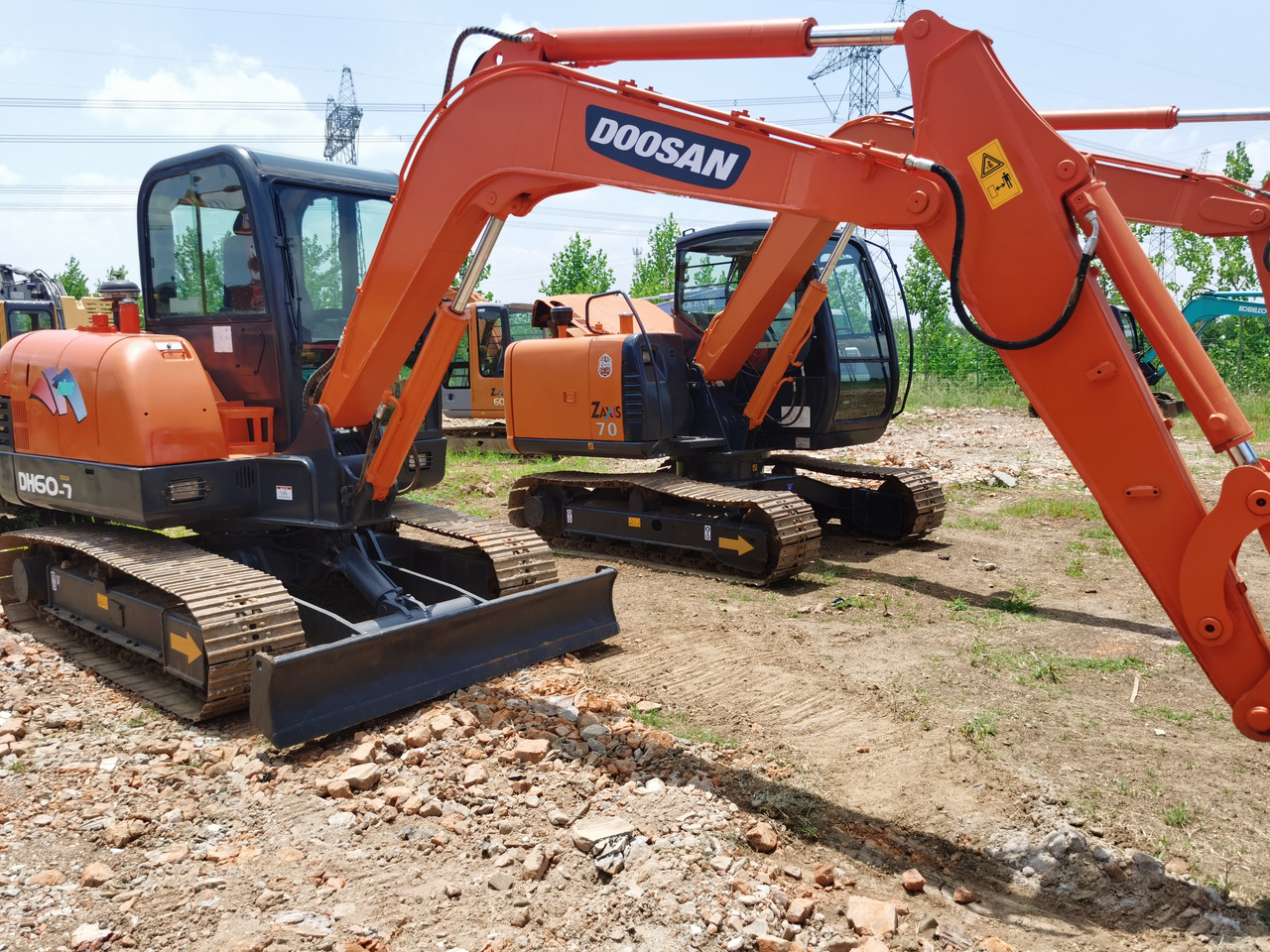 DOOSAN DH60-7 - Crawler excavator: picture 4 DOOSAN DH60-7 - Crawler excavator: picture 4