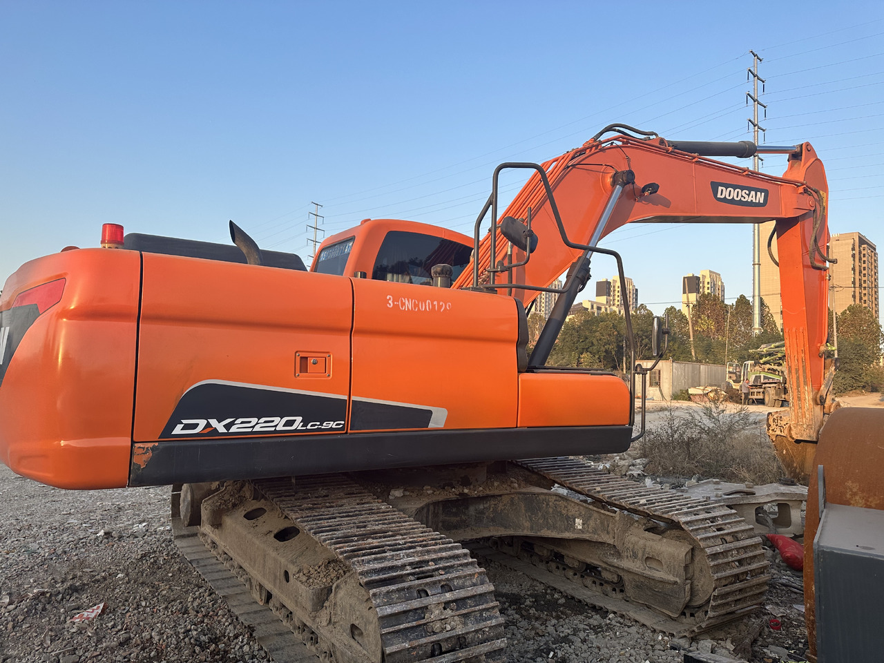 DOOSAN DX220 Crawler Excavator Good Condition - Crawler excavator: picture 2 DOOSAN DX220 Crawler Excavator Good Condition - Crawler excavator: picture 2