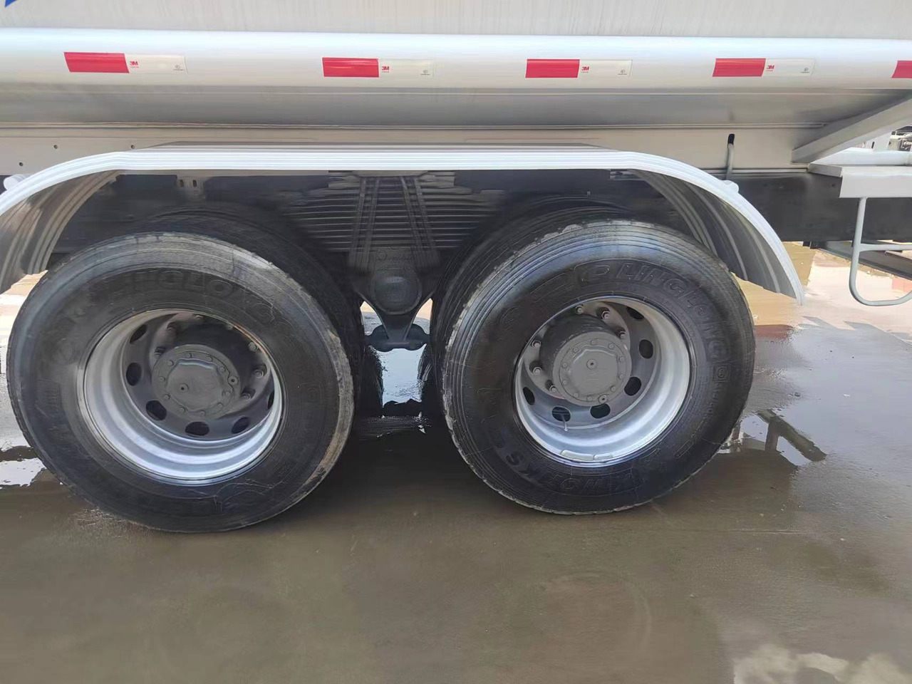 HOWO Water Tanker Click Here for Discount - Tank truck: picture 5 HOWO Water Tanker Click Here for Discount - Tank truck: picture 5