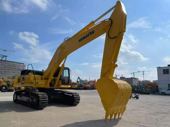 KOMATSU PC400-8 Excavator Click for DIscount - Excavator: picture 1 KOMATSU PC400-8 Excavator Click for DIscount - Excavator: picture 1