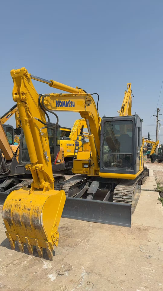 KOMATSU PC60 - Crawler excavator: picture 4 KOMATSU PC60 - Crawler excavator: picture 4
