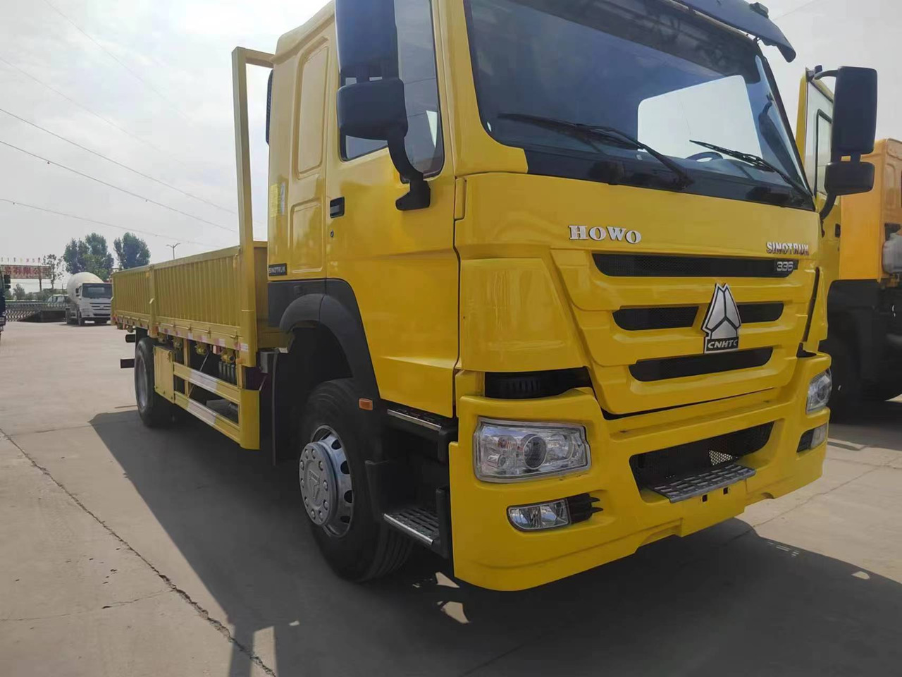 SINOTRUK HOWO 336HP Dump Truck - Tipper: picture 3 SINOTRUK HOWO 336HP Dump Truck - Tipper: picture 3