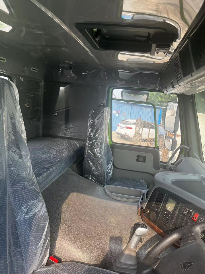 Truck HOWO Cement Mixer Truck 6*4: picture 7 Truck HOWO Cement Mixer Truck 6*4: picture 7