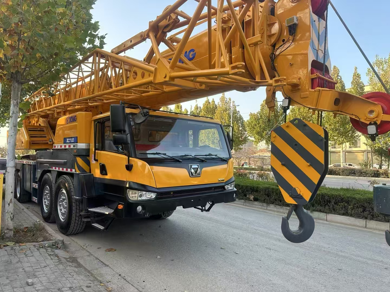 XCMG Crane XCT80 - All terrain crane: picture 4 XCMG Crane XCT80 - All terrain crane: picture 4