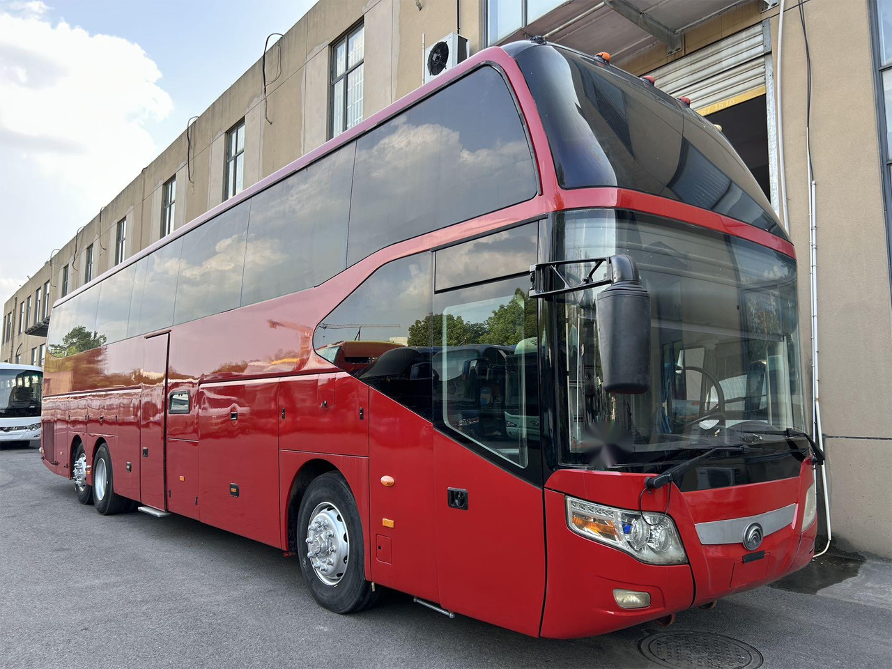 Yutong Coach 56 Seats Click Here for Discount - Coach: picture 1 Yutong Coach 56 Seats Click Here for Discount - Coach: picture 1
